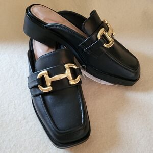 NWT Slip On Black Loafers Women's Size 7 Memory Foam Time & Tru